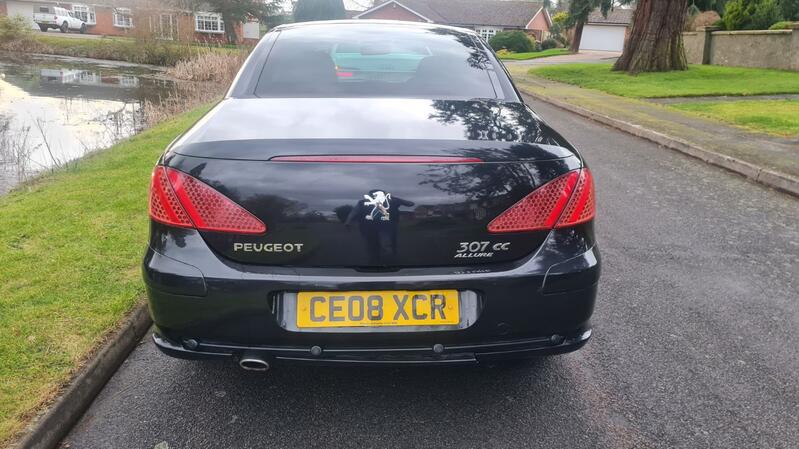 PEUGEOT 307