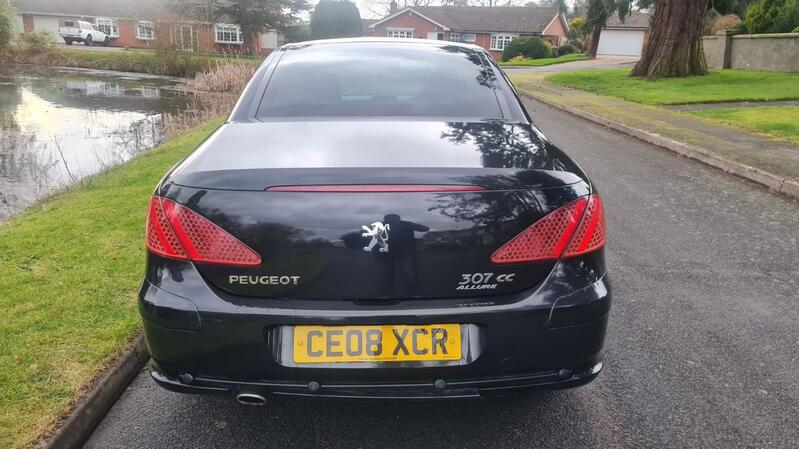 PEUGEOT 307