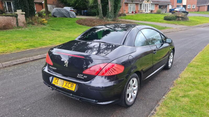PEUGEOT 307