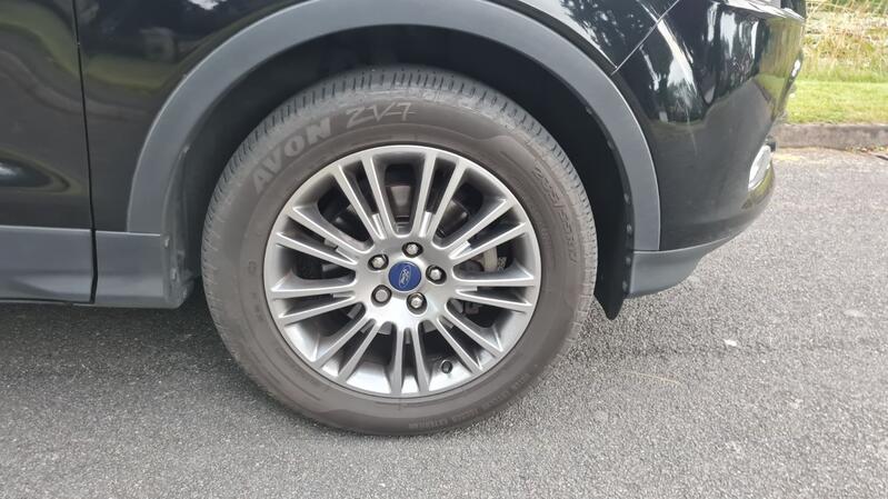 FORD KUGA