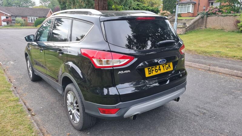 FORD KUGA