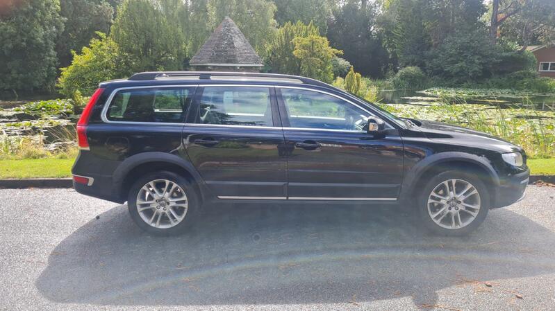 VOLVO XC70