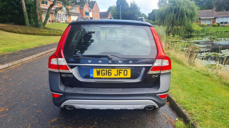 VOLVO XC70