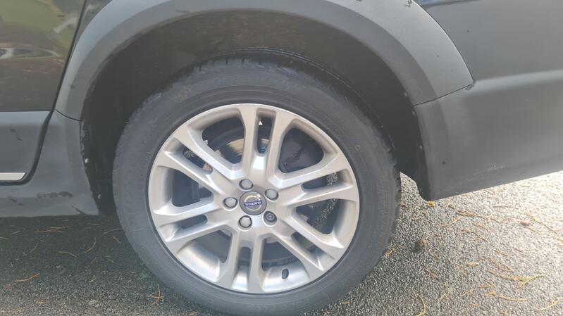VOLVO XC70