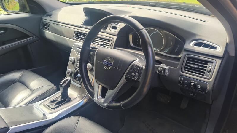VOLVO XC70