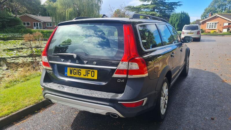 VOLVO XC70