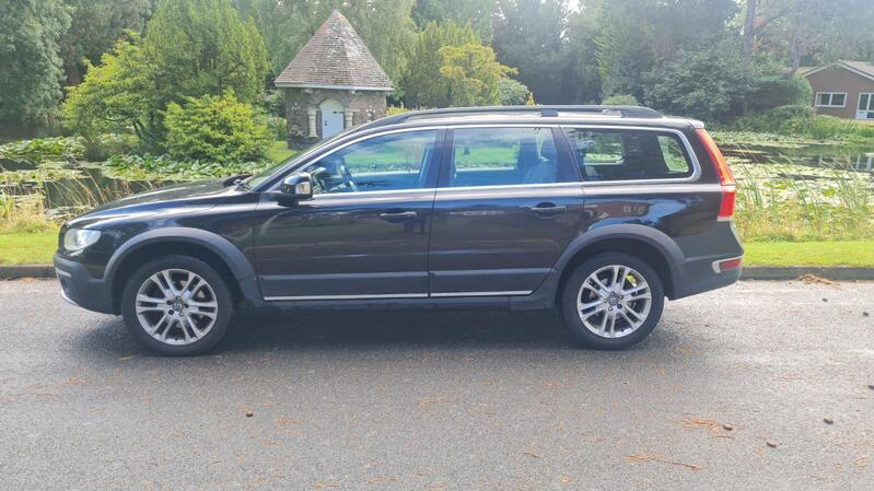 VOLVO XC70