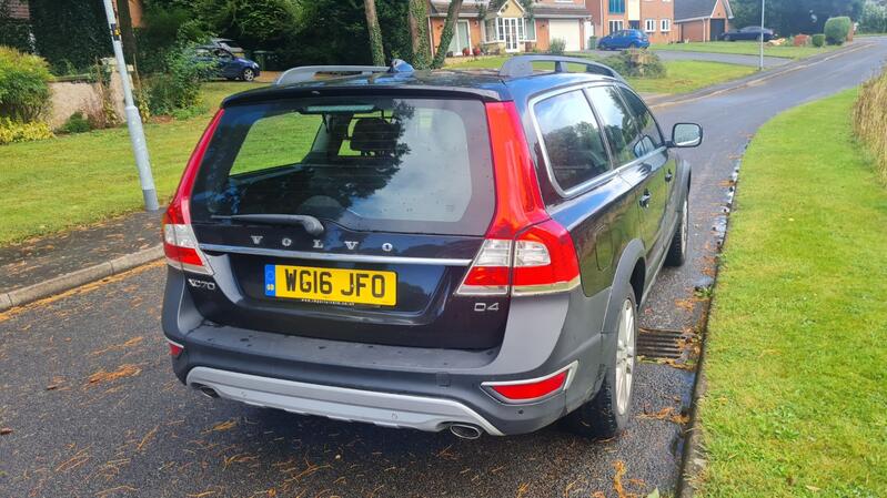 VOLVO XC70