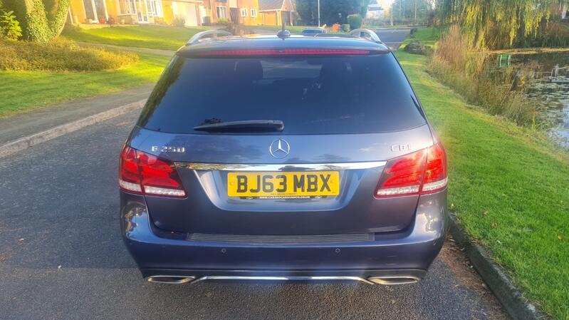 MERCEDES-BENZ E CLASS