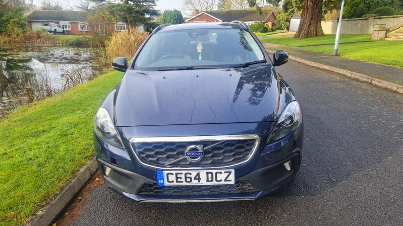 VOLVO V40 CROSS COUNTRY