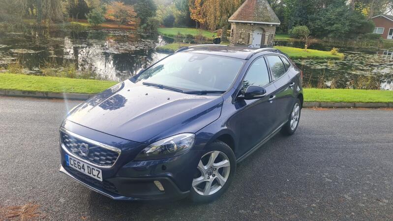 VOLVO V40 CROSS COUNTRY