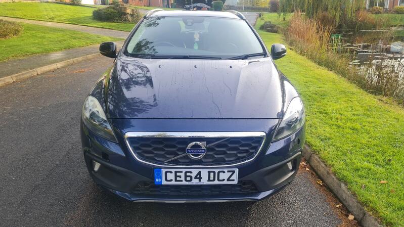 VOLVO V40 CROSS COUNTRY