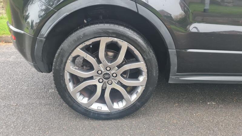 LAND ROVER RANGE ROVER EVOQUE