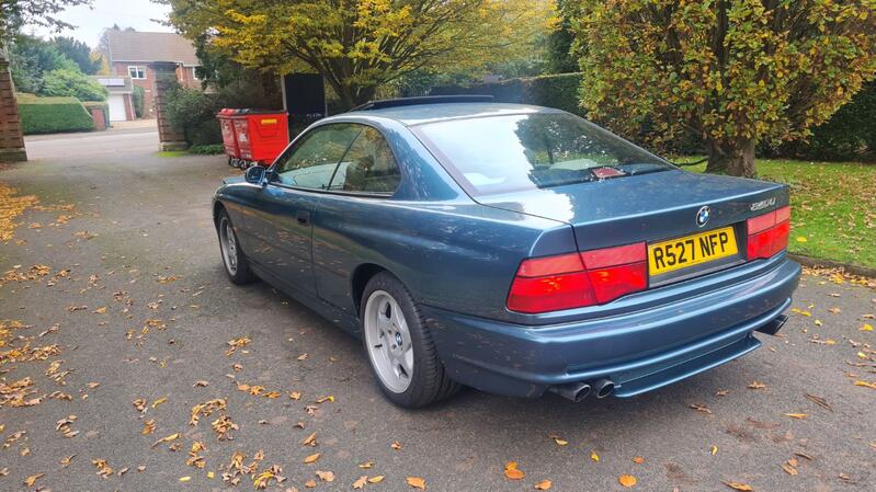 BMW 8 SERIES