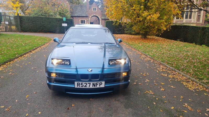 BMW 8 SERIES