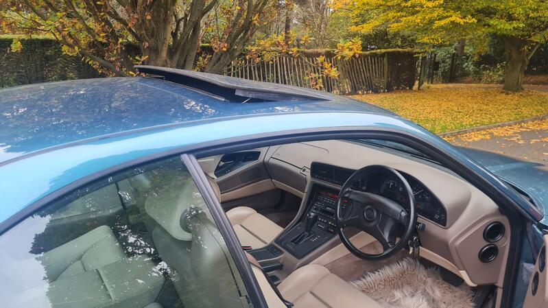 BMW 8 SERIES