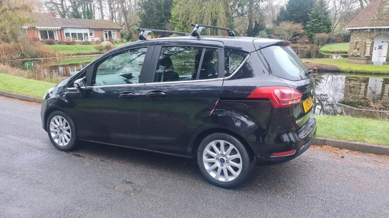 FORD B-MAX