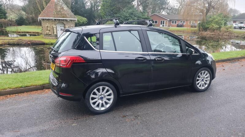 FORD B-MAX