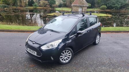 FORD B-MAX 1.0 T EcoBoost Titanium