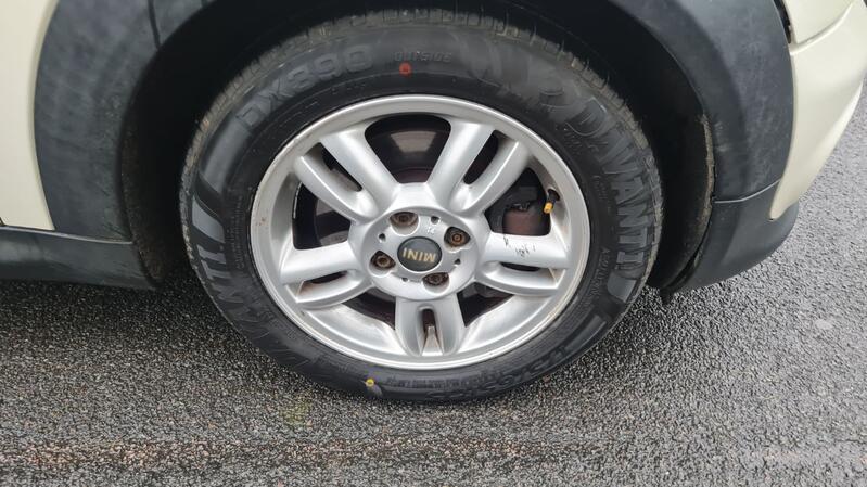 MINI HATCH