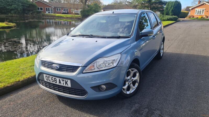 View FORD FOCUS 1.6 Style