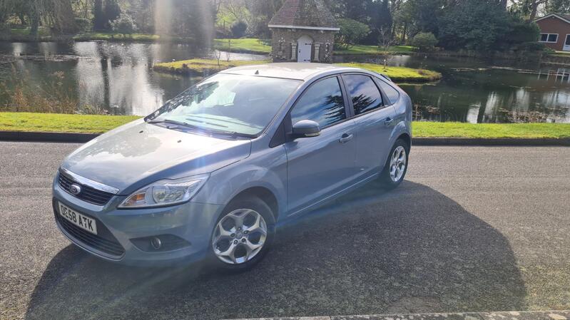 View FORD FOCUS 1.6 Style