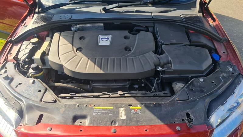 VOLVO XC70
