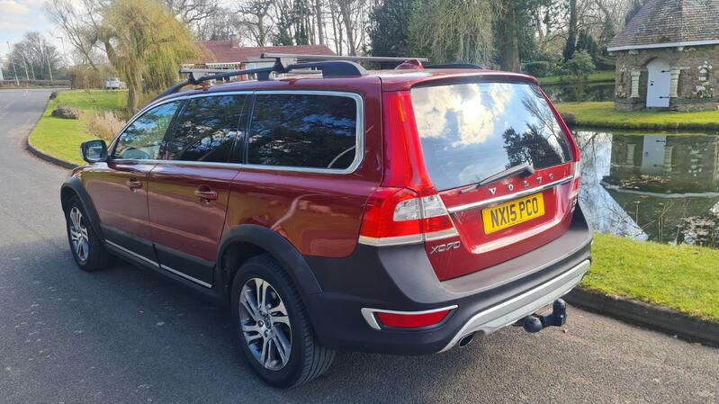 VOLVO XC70