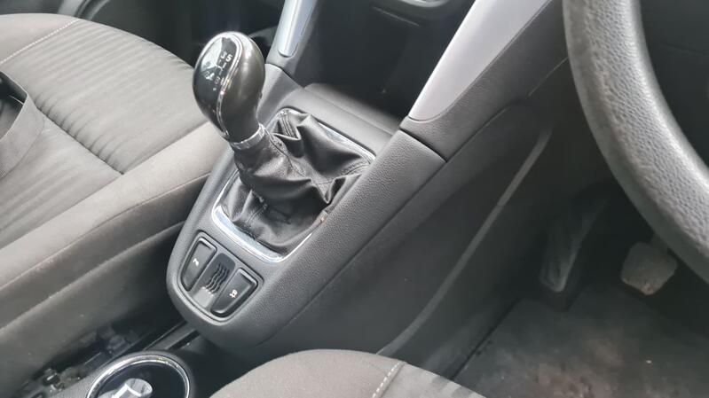 VAUXHALL ZAFIRA TOURER