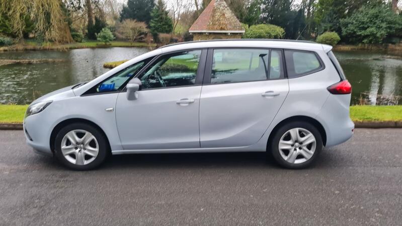 VAUXHALL ZAFIRA TOURER