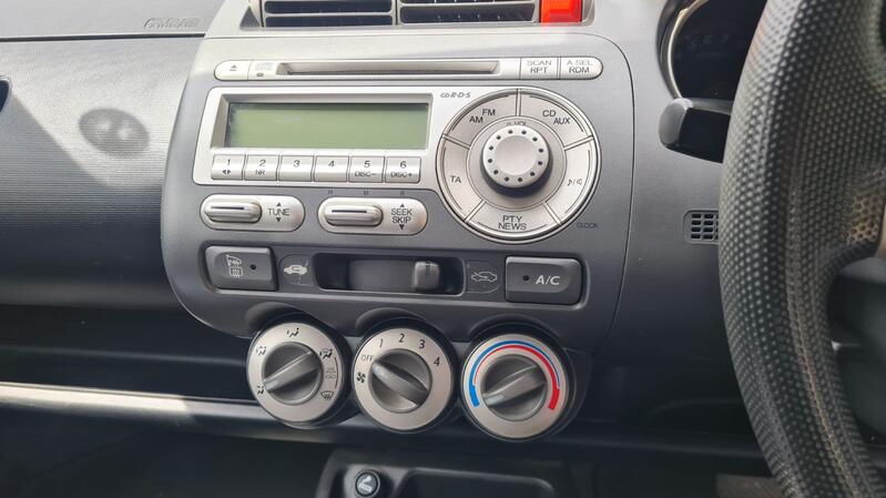 HONDA JAZZ