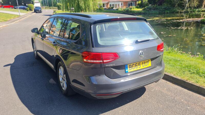 VOLKSWAGEN PASSAT