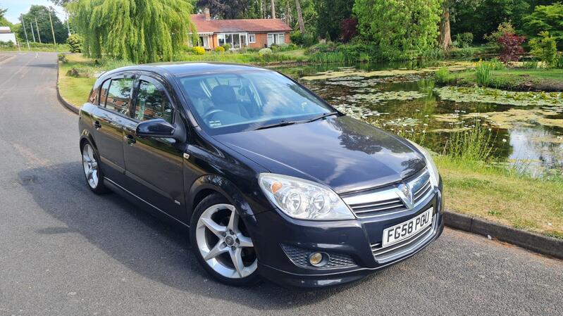 View VAUXHALL ASTRA 1.8 i 16v SRi
