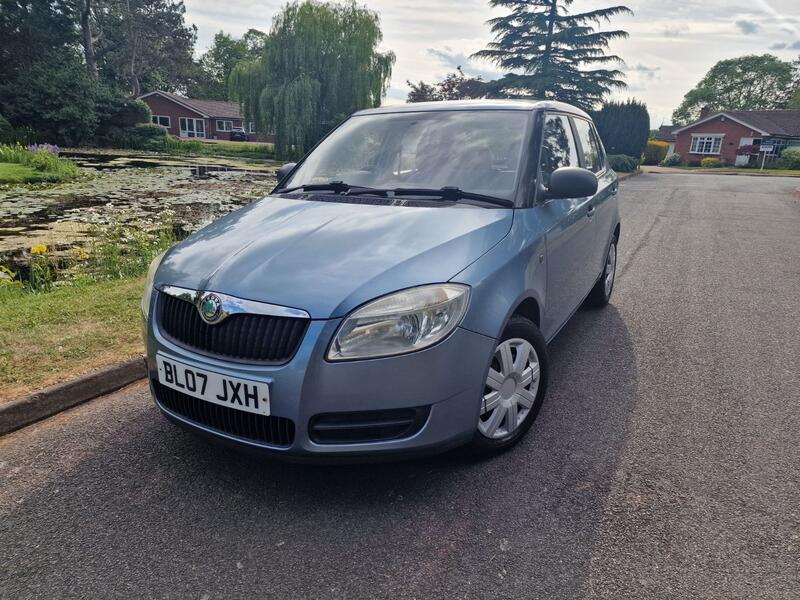 View SKODA FABIA 1.2 HTP 6V 1