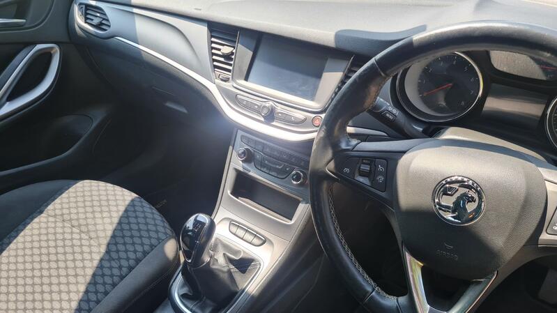 VAUXHALL ASTRA