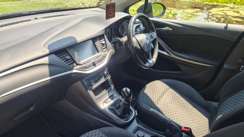 VAUXHALL ASTRA