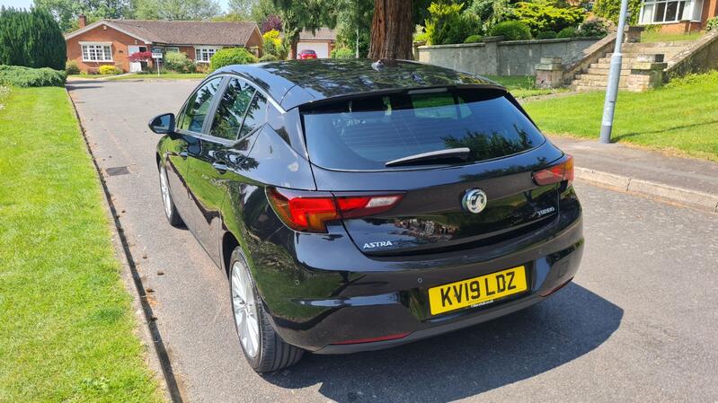 VAUXHALL ASTRA