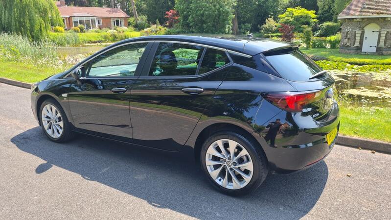 VAUXHALL ASTRA