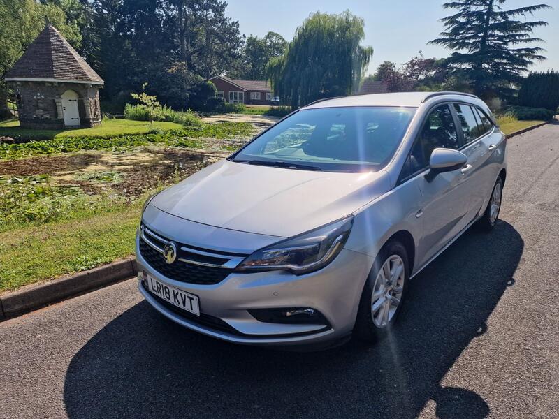 VAUXHALL ASTRA