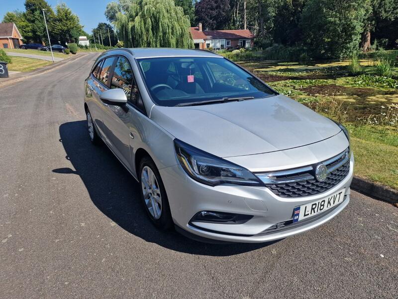 VAUXHALL ASTRA