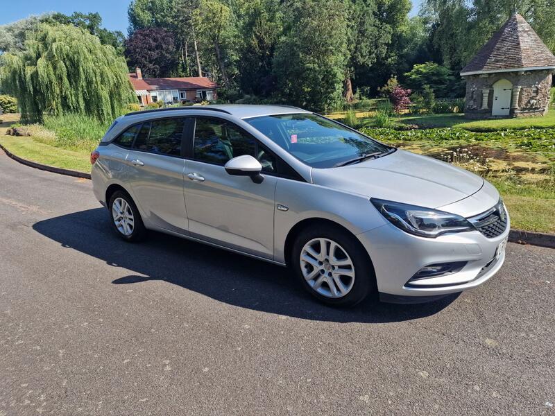 VAUXHALL ASTRA