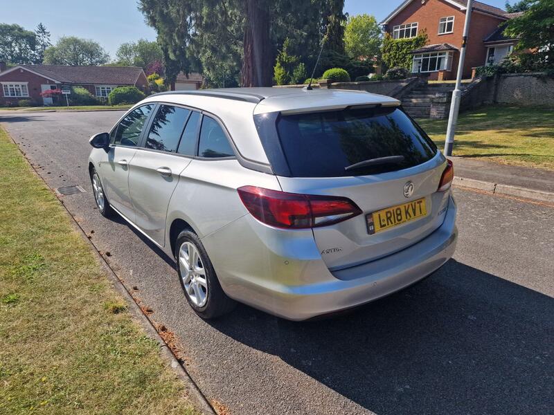 VAUXHALL ASTRA