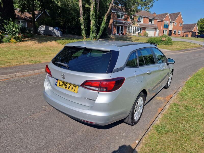 VAUXHALL ASTRA