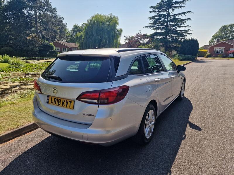 VAUXHALL ASTRA