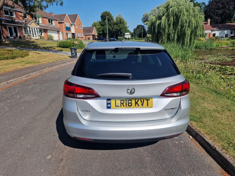 VAUXHALL ASTRA