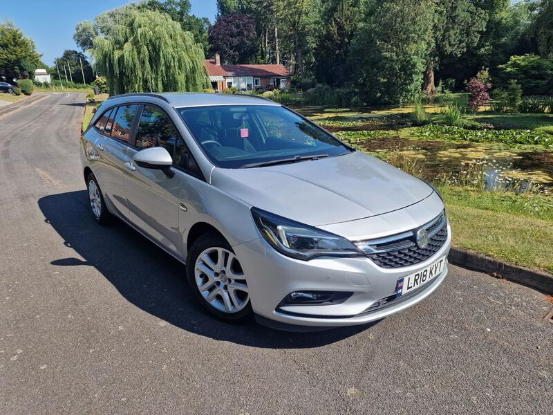 View VAUXHALL ASTRA 1.6 CDTi ecoTEC BlueInjection Design