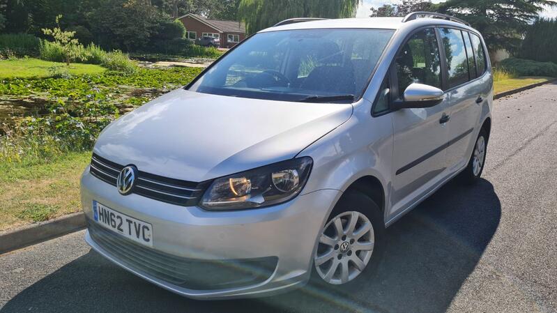 View VOLKSWAGEN TOURAN 1.2 TSI BlueMotion Tech S