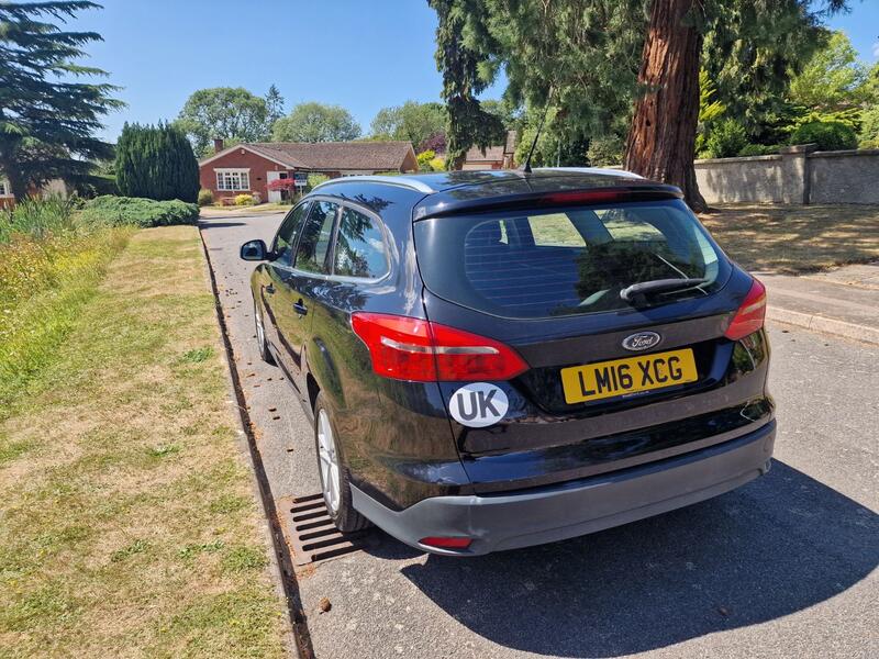 FORD FOCUS