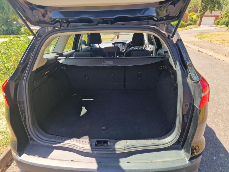 FORD FOCUS