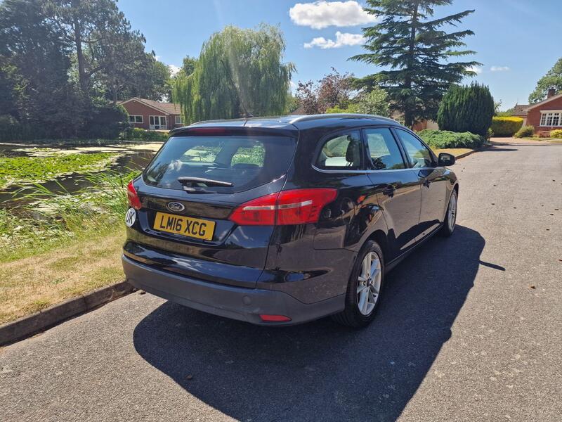 FORD FOCUS